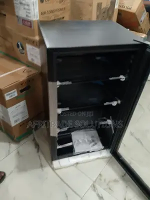 Price -Friendly Hisense Beverage Chiller 90l 2359