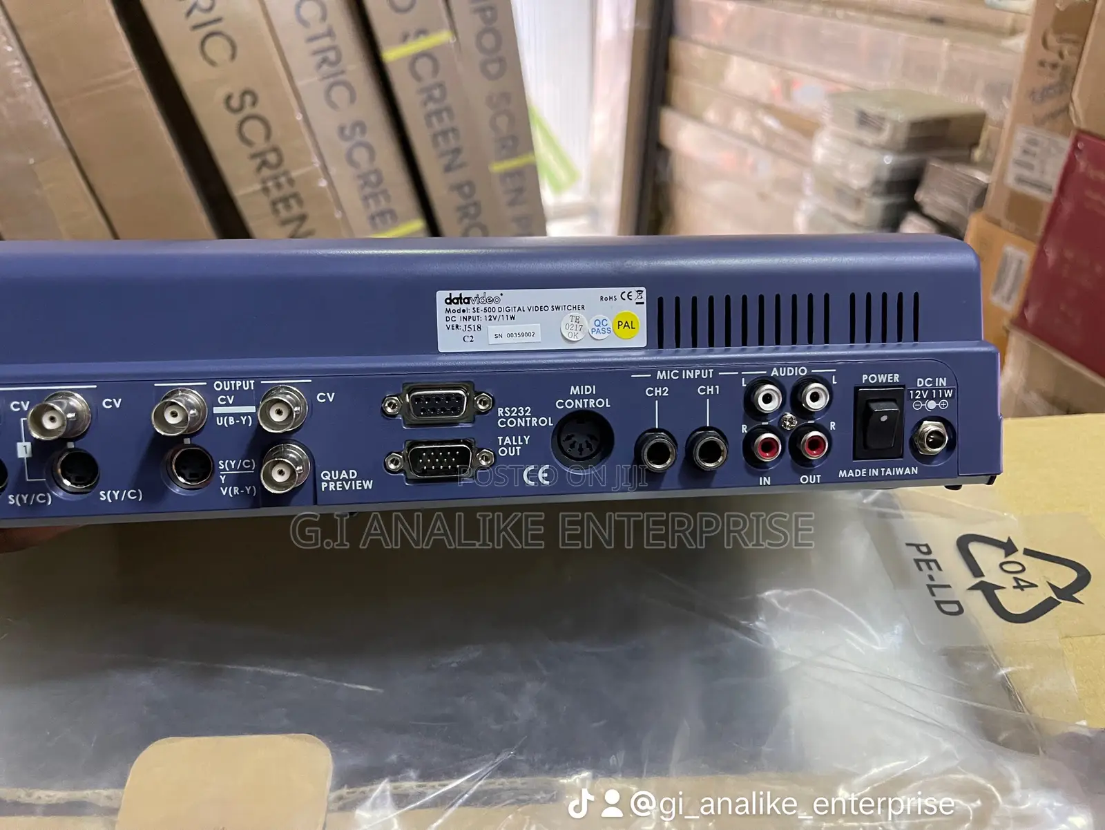 Data Video 4 - Channel Digital Video Switcher SE-500.