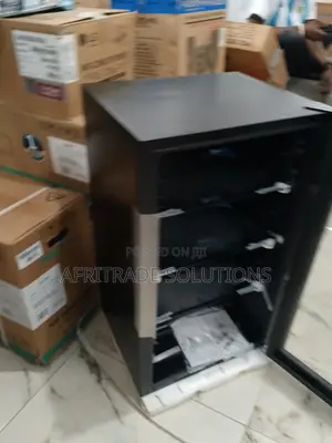 Time-Saving Hisense Beverage Cooler 90l Gm975