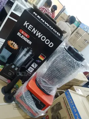 Space-Saving Kenwood 900watts 8blades Blender