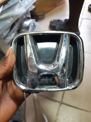 Front Grill Cup and Logo Honda CRV 2007 to 2010