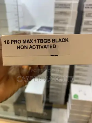 New Apple iPhone 16 Pro Max 1 TB Black