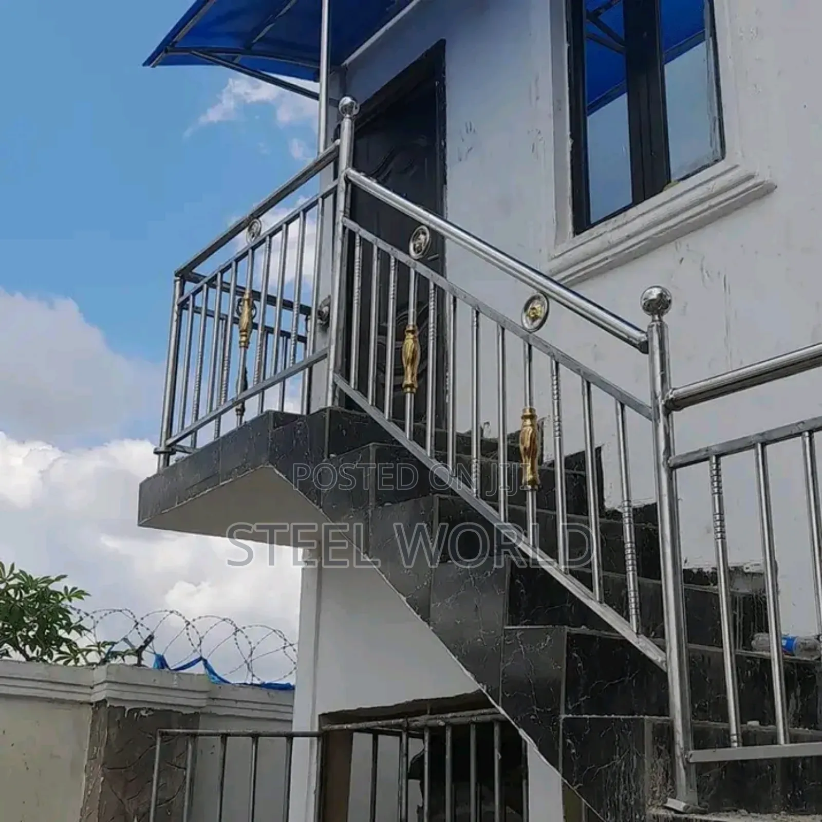 Balustrade Gold Design