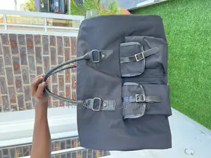 No-Crease Duffel Bag | Wrinkle-Free Travel Companion
