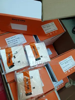 13A Boton Single Socket (Golden Color)