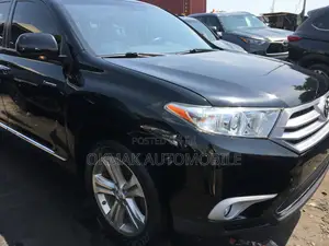 Toyota Highlander Limited 3.5l 4WD 2013 Black