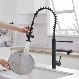 High Quality Kitchen Faucet Available in Black and Chrome