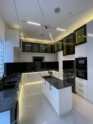 Furnished 5bdrm Duplex in Chevron, Ikeja for sale