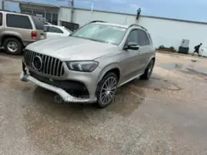 Mercedes Gle350 2022 Windscreen Glass Available We Deliver