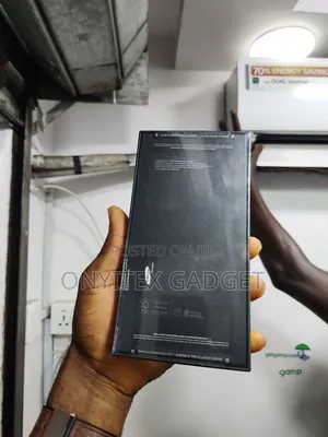 New Samsung Galaxy S24 Ultra 512 GB Green