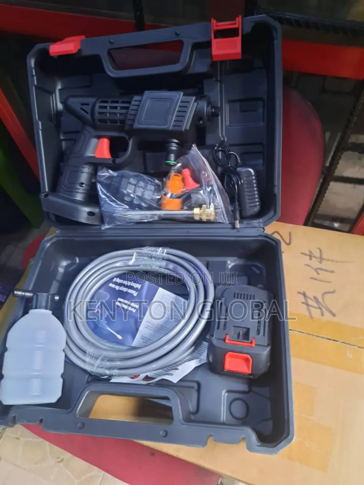 Rechargeable Pressure Car Washing Machine - 48v