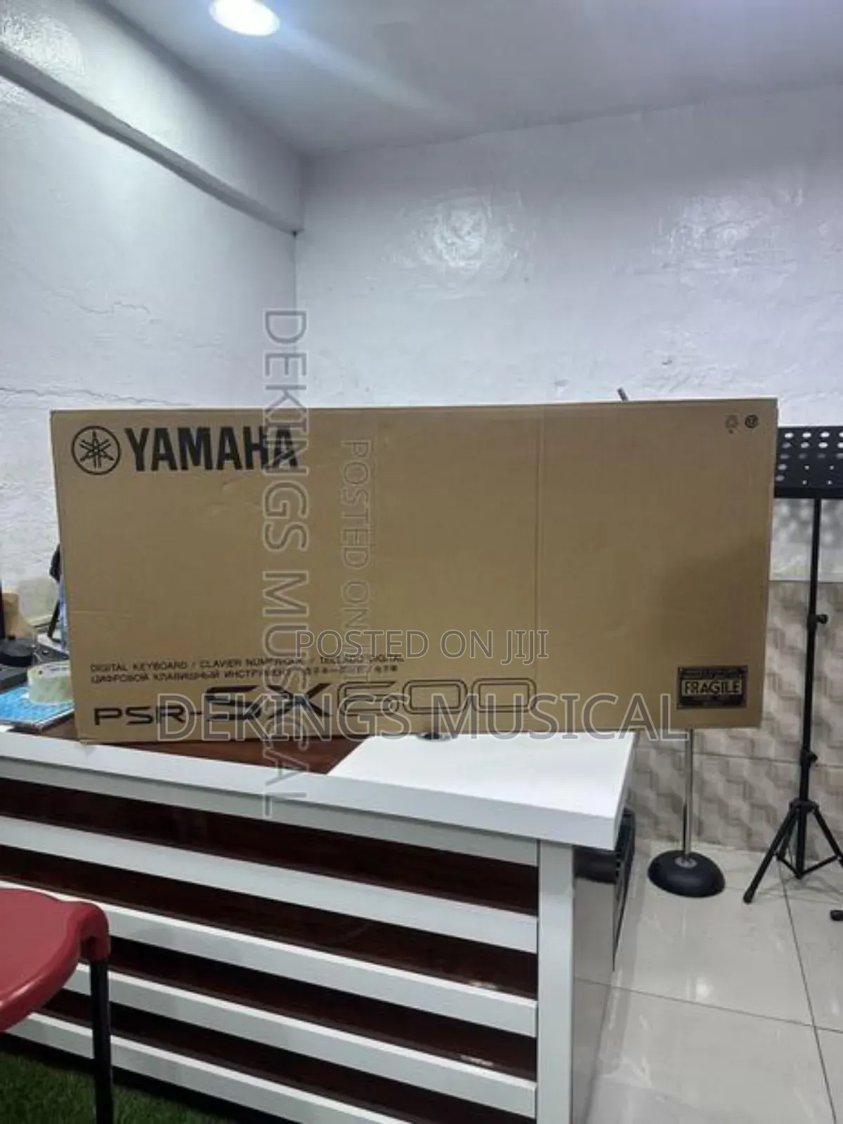 Yamaha PSR Sx600 Keyboard Arranger Workstation