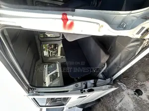 Daihatsu Hijet 2012 White