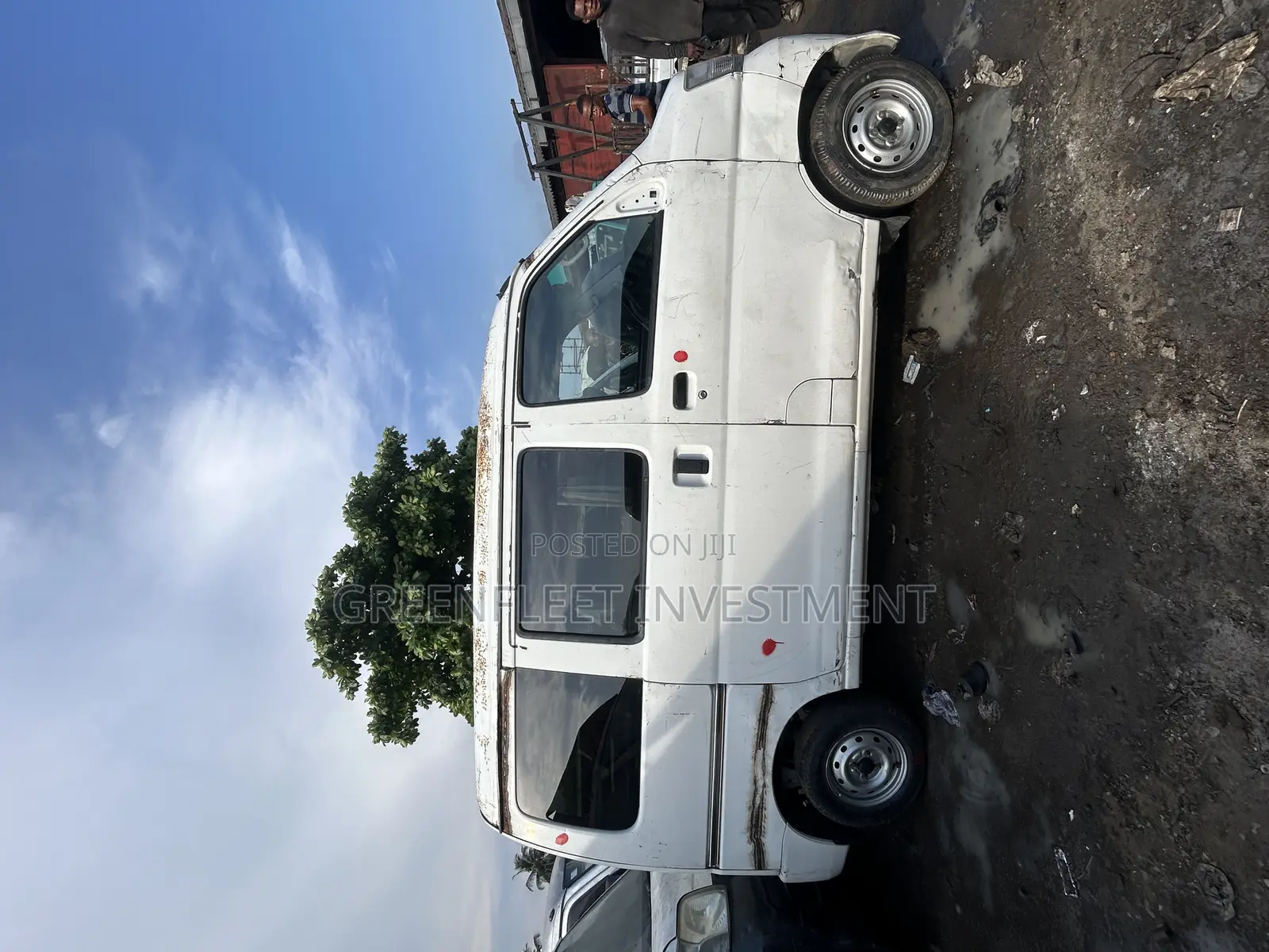 Daihatsu Hijet 2012 White