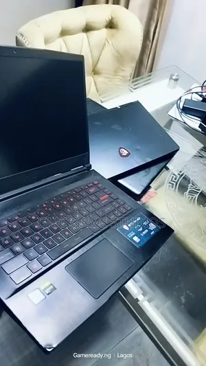 Laptop MSI GE66 Raider 16GB Intel Core I5 HDD+SSD 512GB