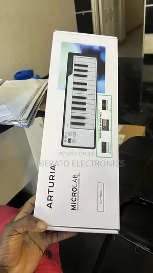 Arturia Microlab Midi Keyboard