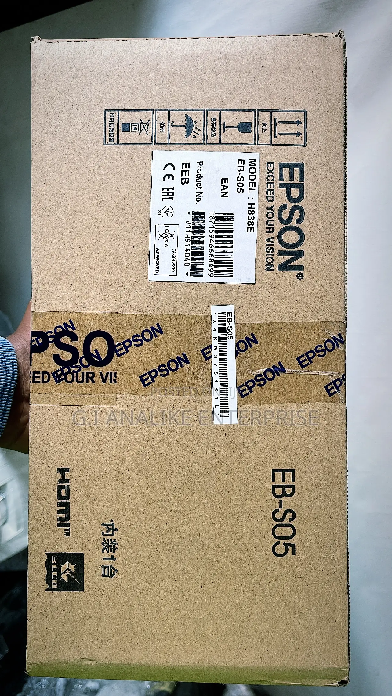 EPSON Projector 3200lumen Eb-S05.