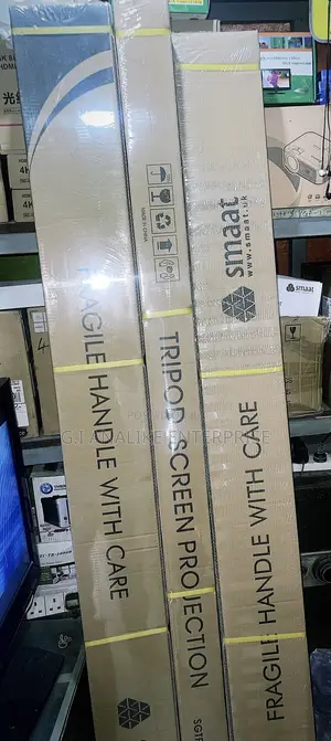 Smaat Tripod Screen 72” by 72”.