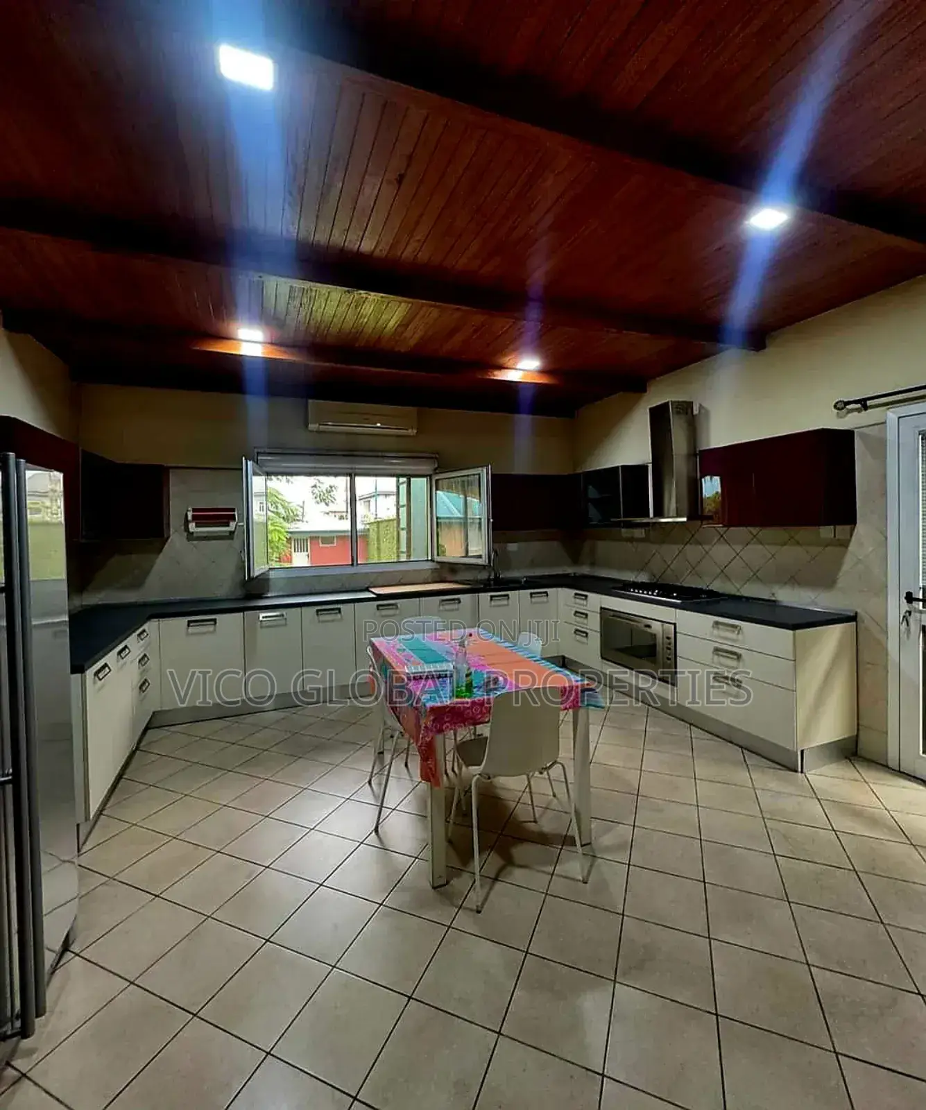 3bdrm Bungalow in Rumuola, Port-Harcourt for sale