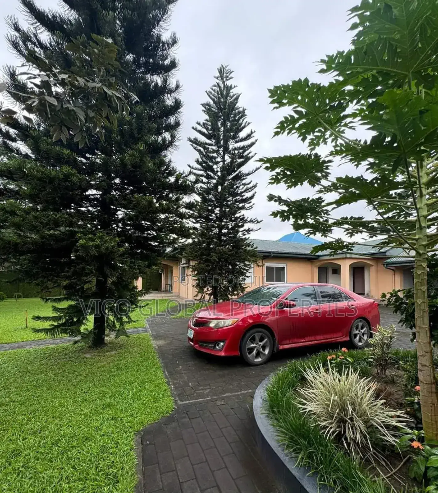 3bdrm Bungalow in Rumuola, Port-Harcourt for sale