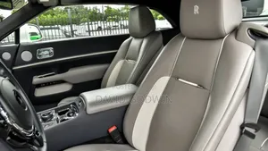 Rolls-Royce Dawn 6.6 RWD 2021 White