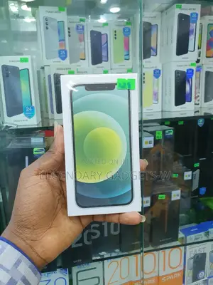 New Apple iPhone 12 128 GB Green