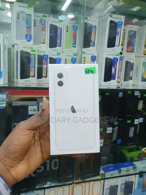 New Apple iPhone 11 64 GB White