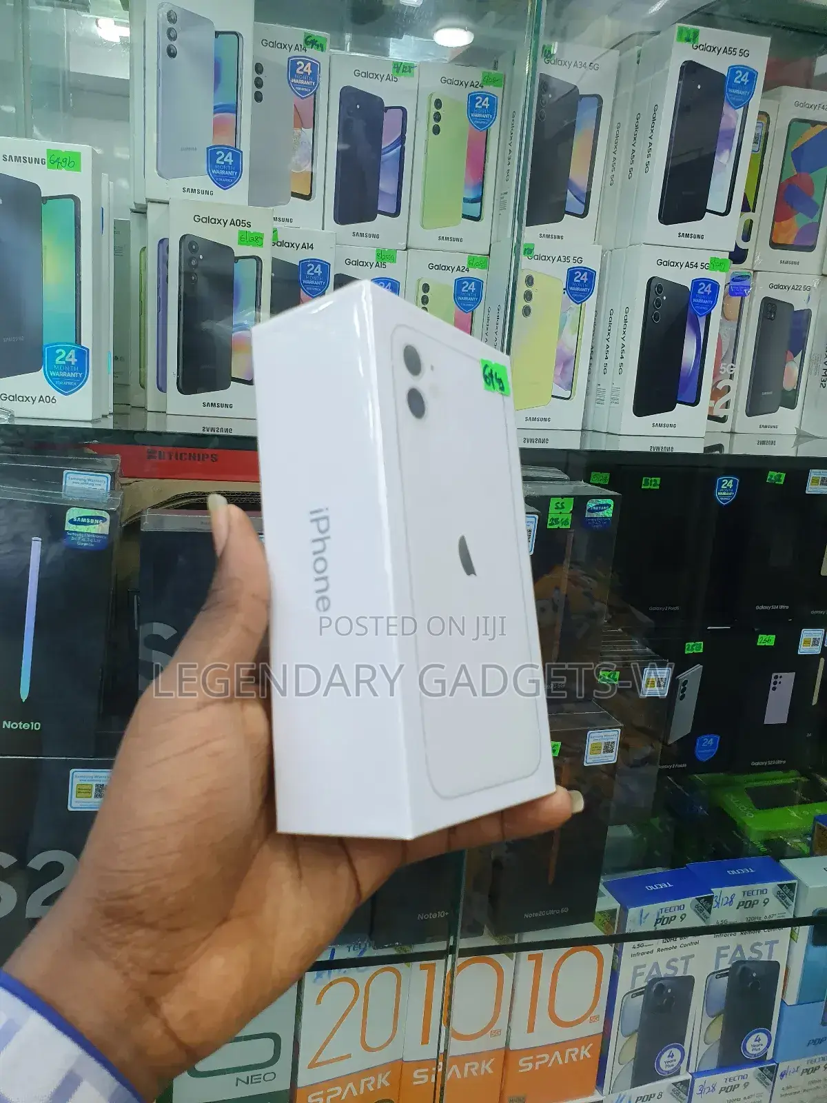 New Apple iPhone 11 64 GB White