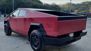 Tesla Model Y 2024 Red