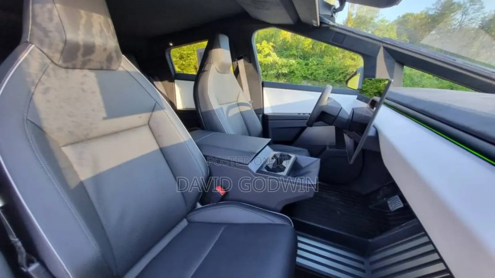 Tesla Model Y 2024 Red