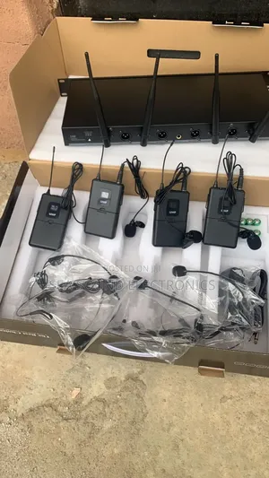 UHF LAPEL 4 in 1 Microphone