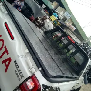 Fiber Folding Boot Cover for Toyota Hilux *+