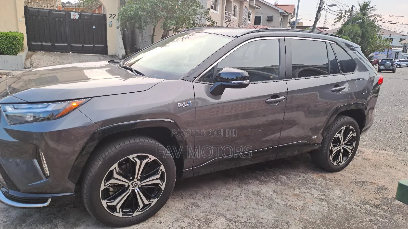 Toyota RAV4 2023 Gray