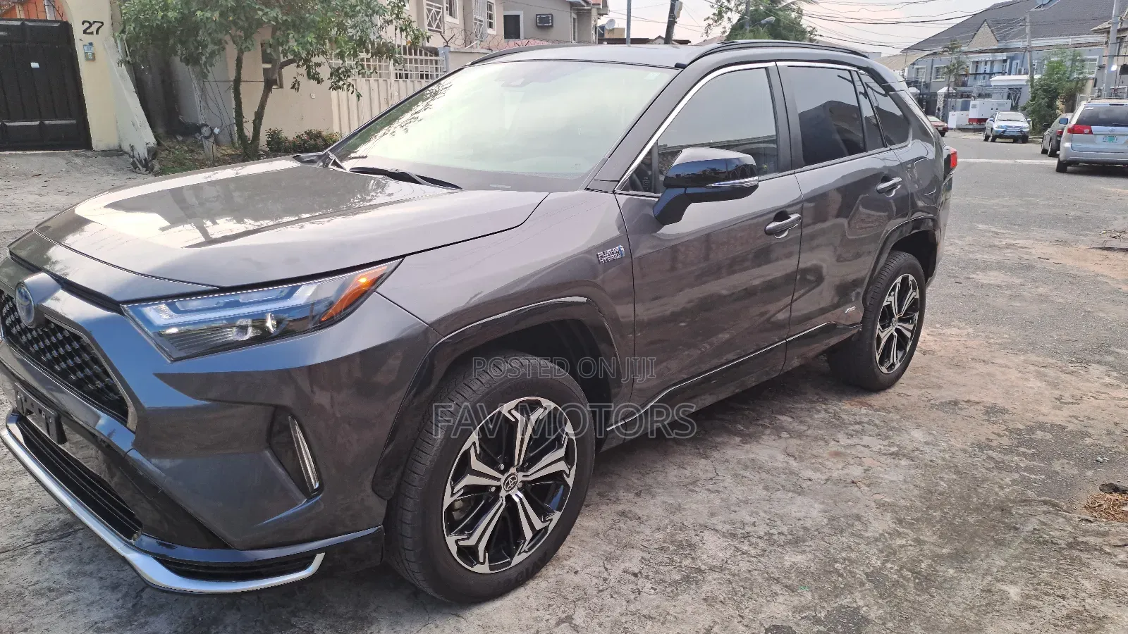 Toyota RAV4 2023 Gray
