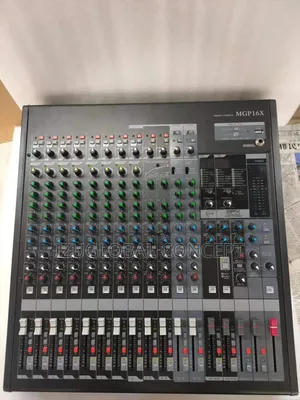 Photo - Yamaha Mgp16x 16 Channel Premium Mixing Console