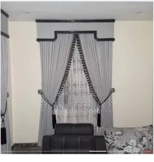 Irish Curtain ( Off White))