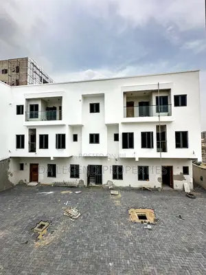 3bdrm Maisonette in Lekki Phase 1 for sale