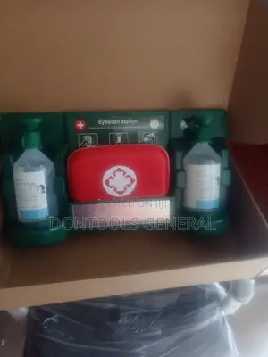 Eyewash Shower Station
