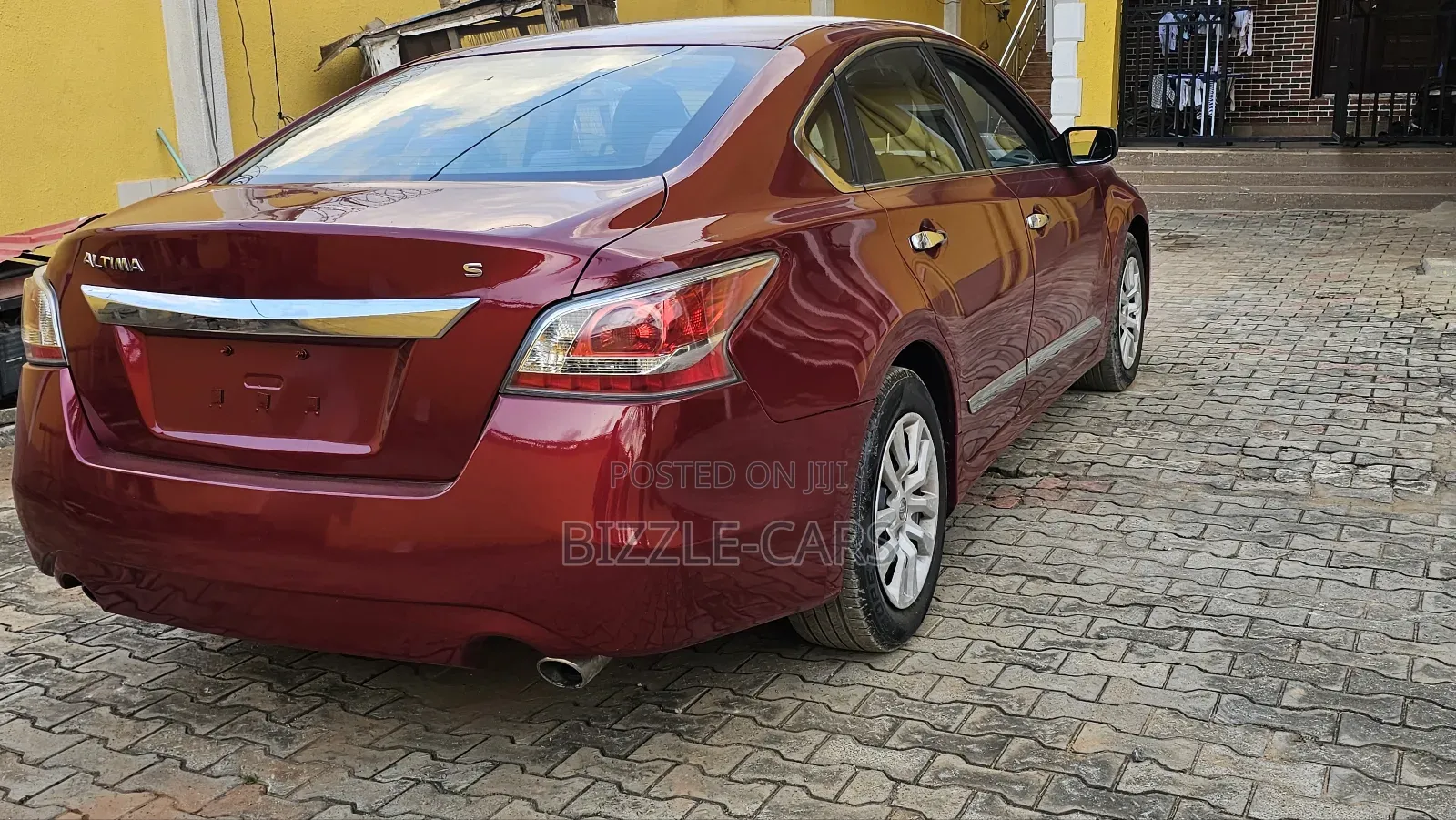 Nissan Altima 2014 Red