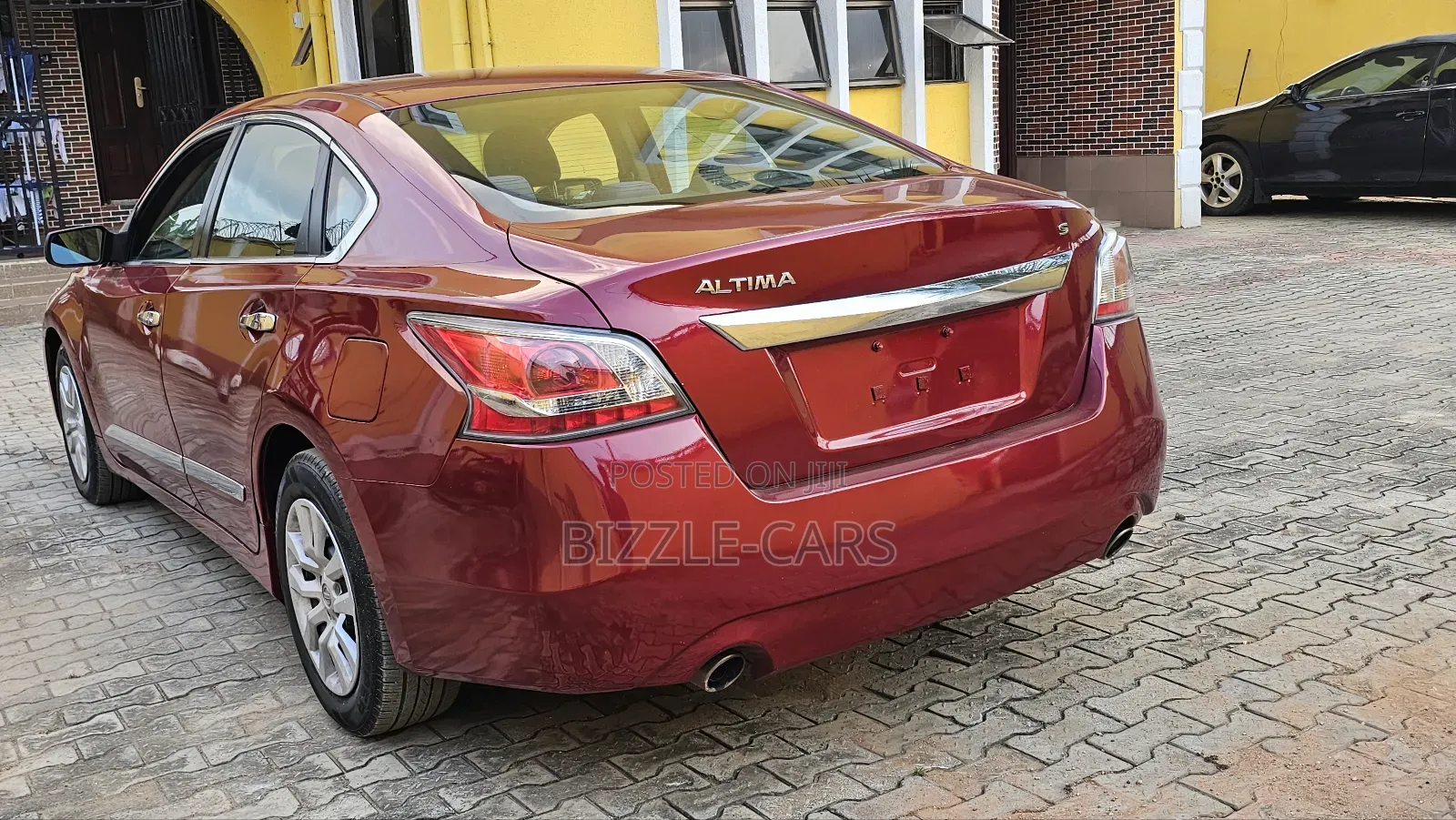 Nissan Altima 2014 Red