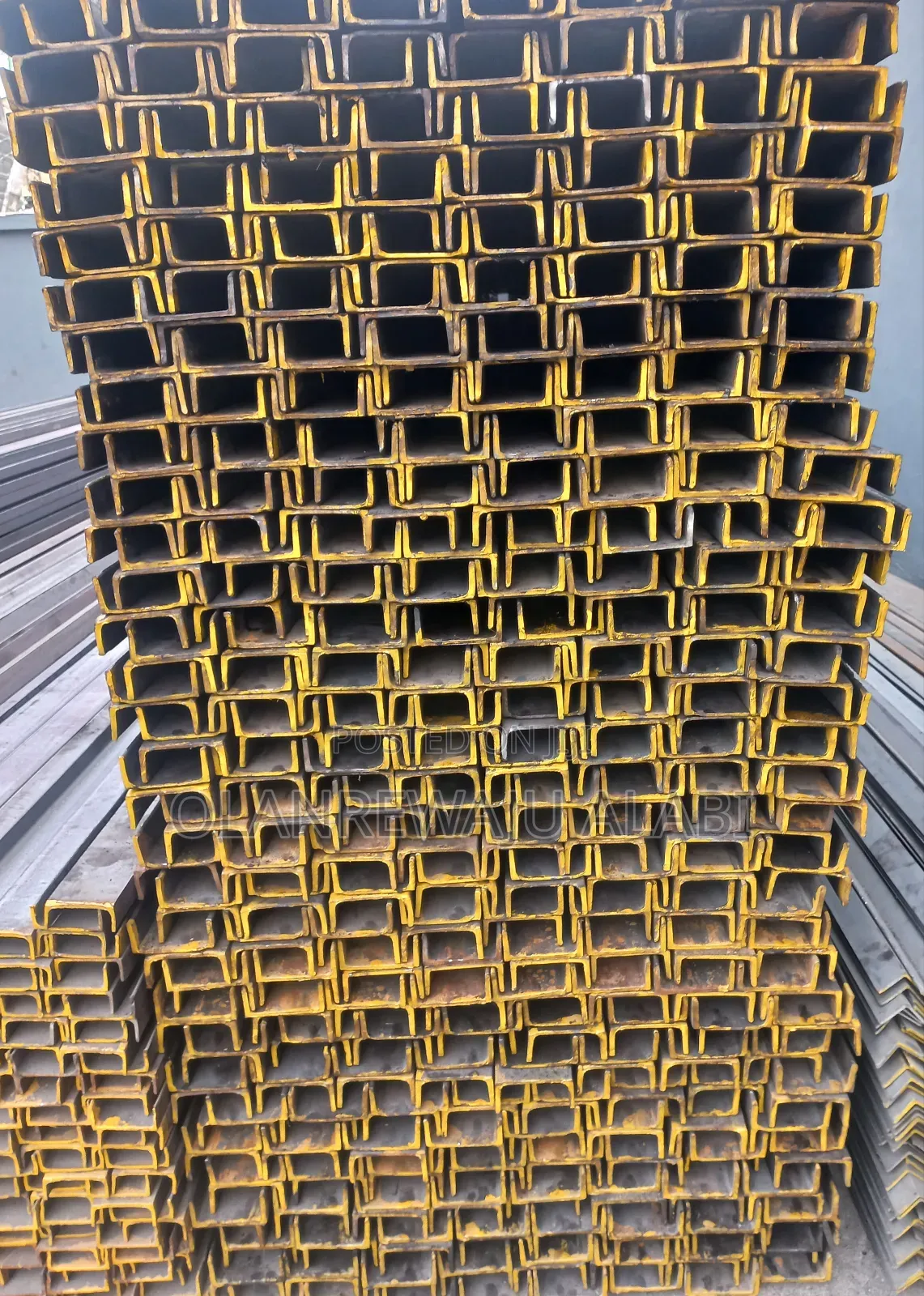 80x40x6mm U Channel