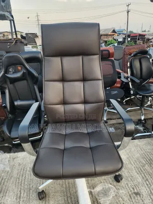 Executive Unique Cha