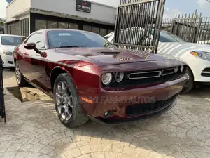 Dodge Challenger GT AWD 2017 Red