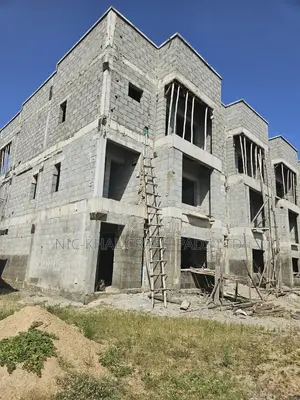 4bdrm Duplex in Apo Legislative Qtrs for sale
