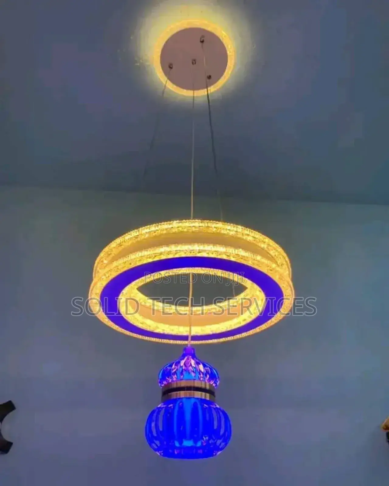 Led Droplight Chandelier With Light on the Base
