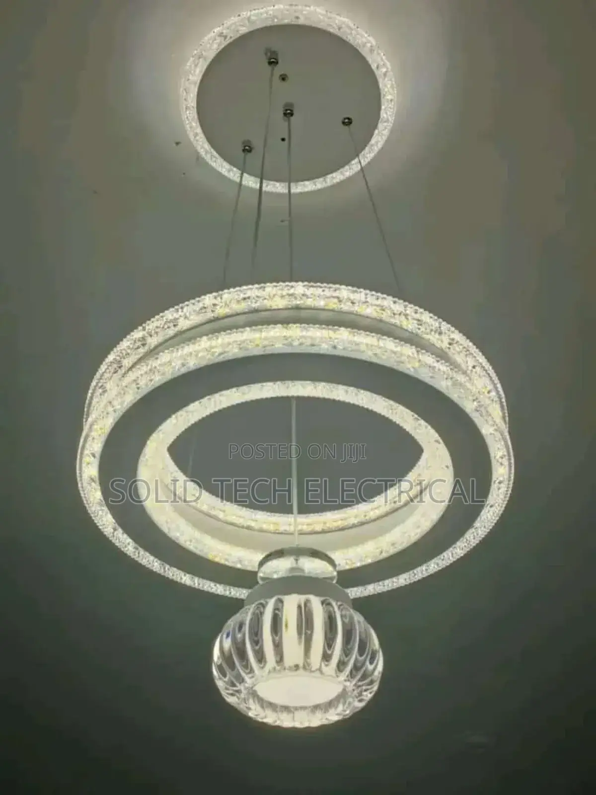Led Droplight Chandelier With Light on the Base