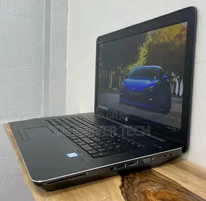 Laptop HP ZBook 17 G4 24GB Intel Core I7 HDD+SSD 512GB