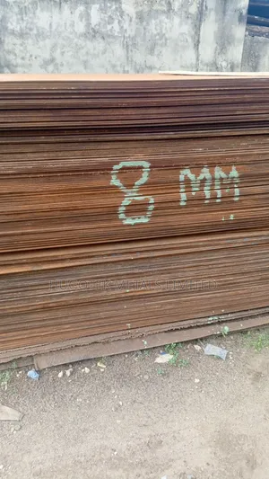 8mm Plain Plate Available