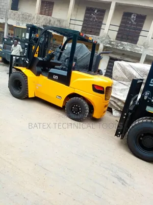 Fork LLFT Machine 5 Tons