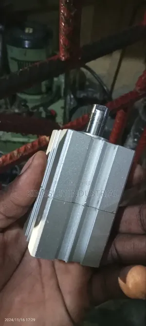 Pneumatic Actuator Cylinder CQ2B2-5-10D-XC11